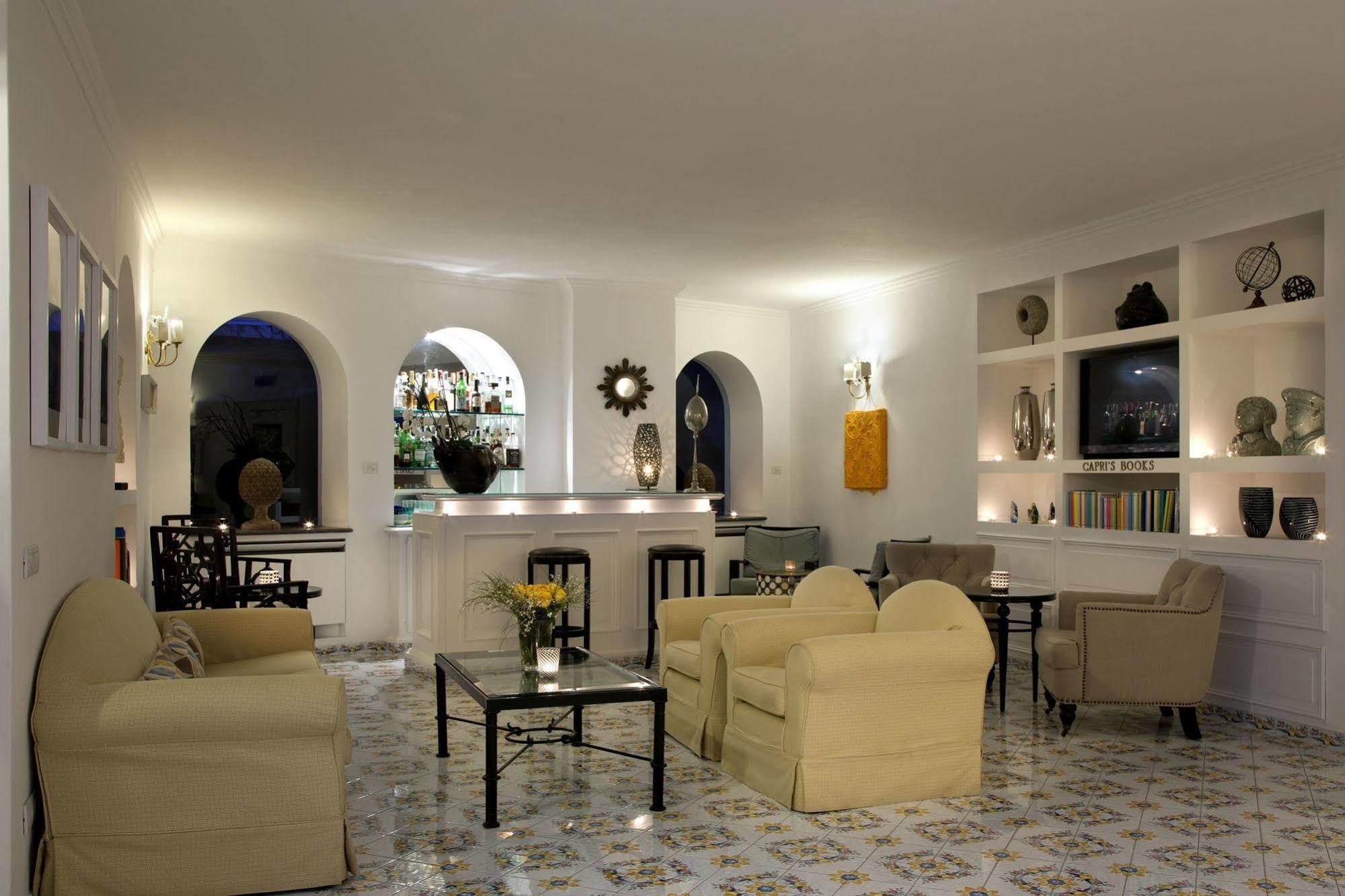 Hotel Canasta Capri Esterno foto