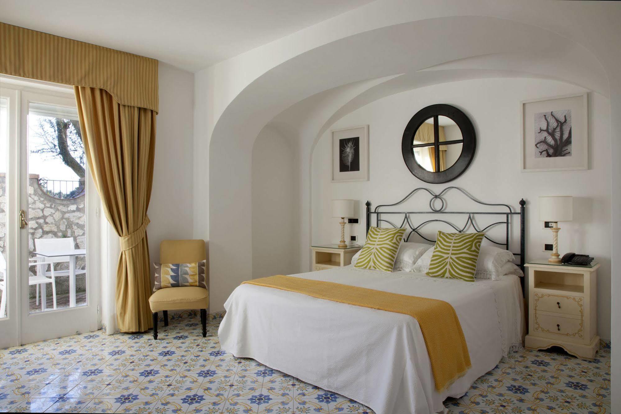 Hotel Canasta Capri Esterno foto