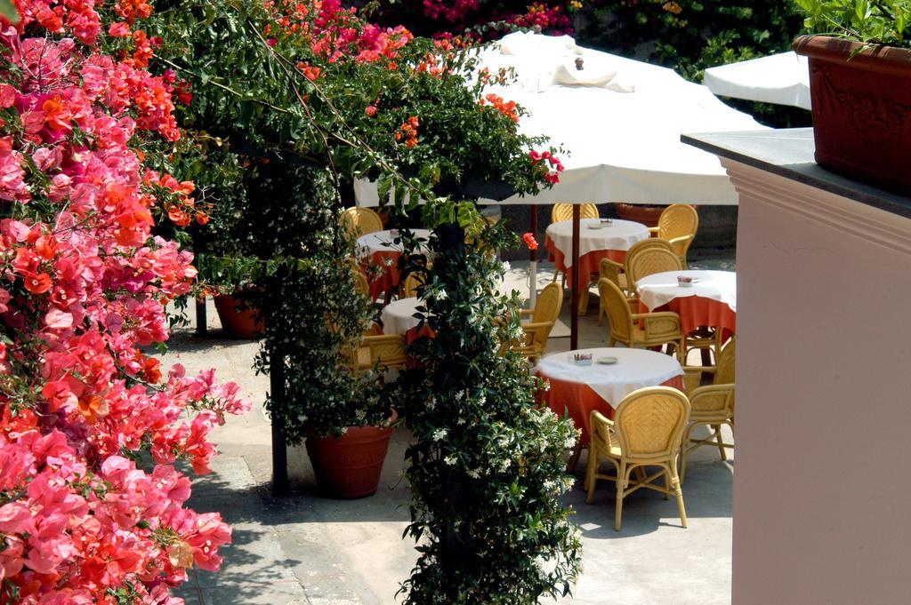 Hotel Canasta Capri Esterno foto