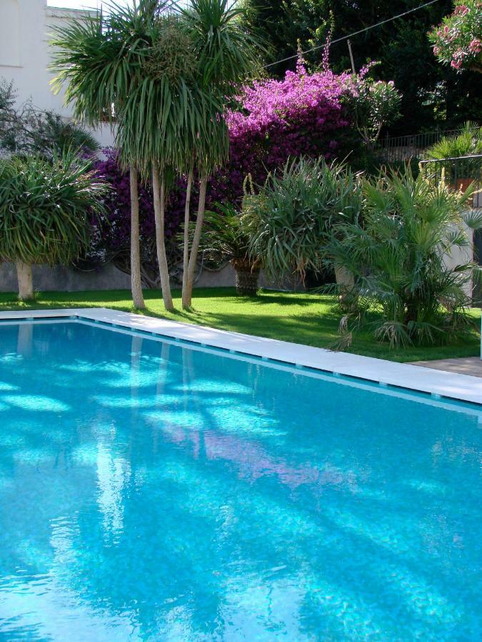 Hotel Canasta Capri Esterno foto